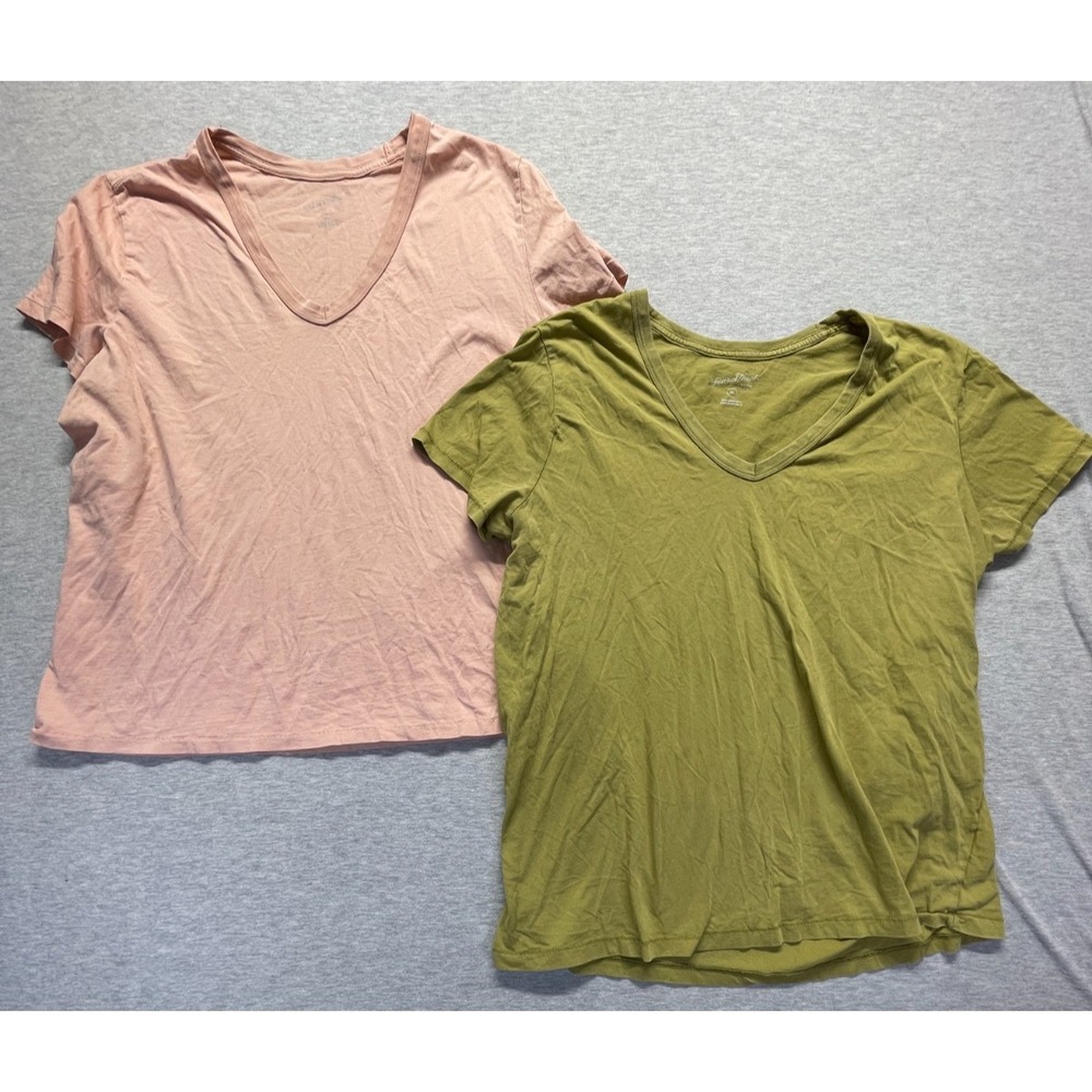 Universal Thread Goods Co. T Shirt Womens 2XL Multicolor Cotton V-Neck Lot of 2